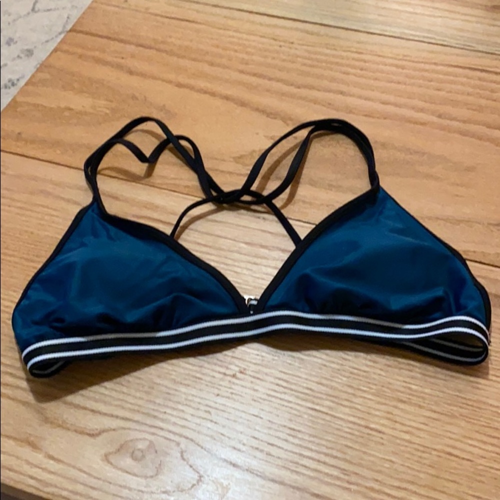 Bikini top